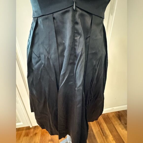 Le Chateau little black dress - Picture 4 of 7